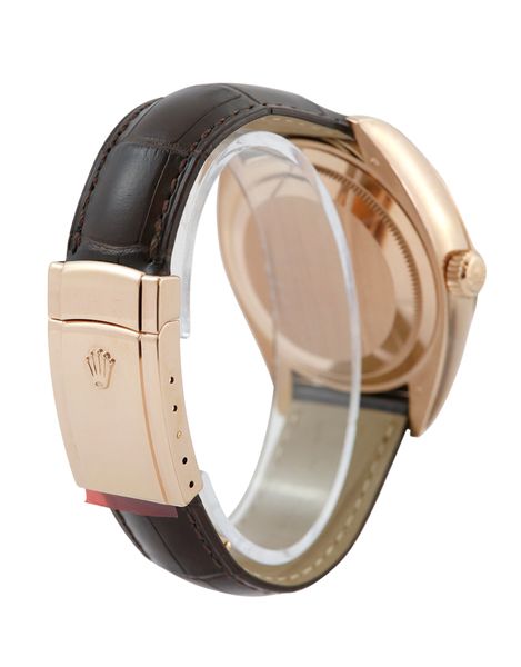 Rolex Sky-Dweller 326135